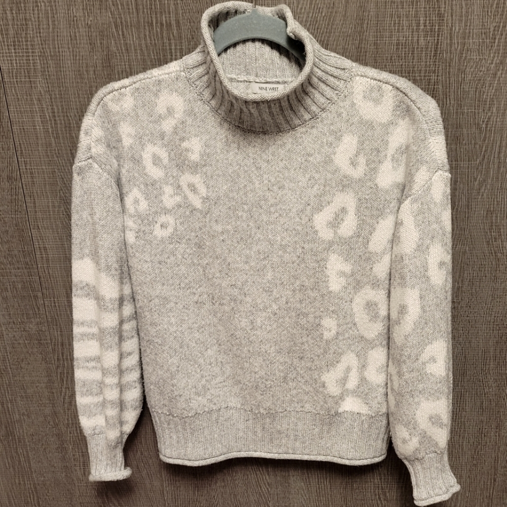 Animal Accent Print Sweater-S